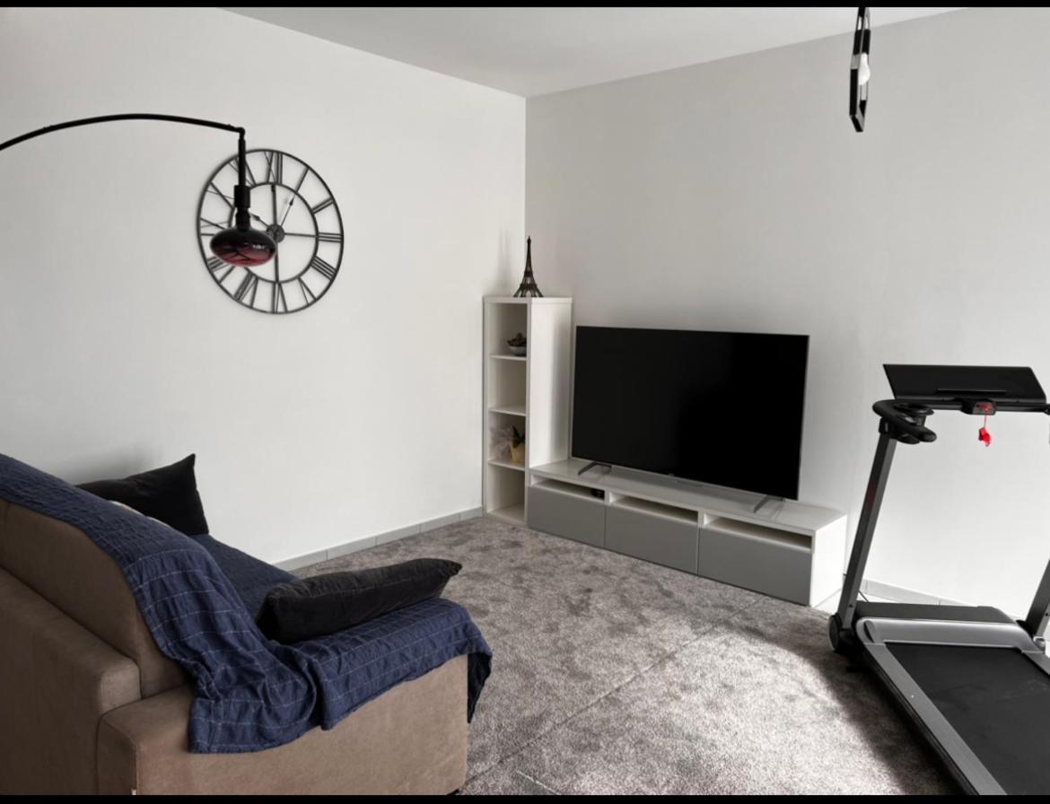 מרינה די מונטמרצ'יאנו Wellhome מראה חיצוני תמונה